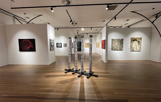 gallery-les-elvin1.jpg