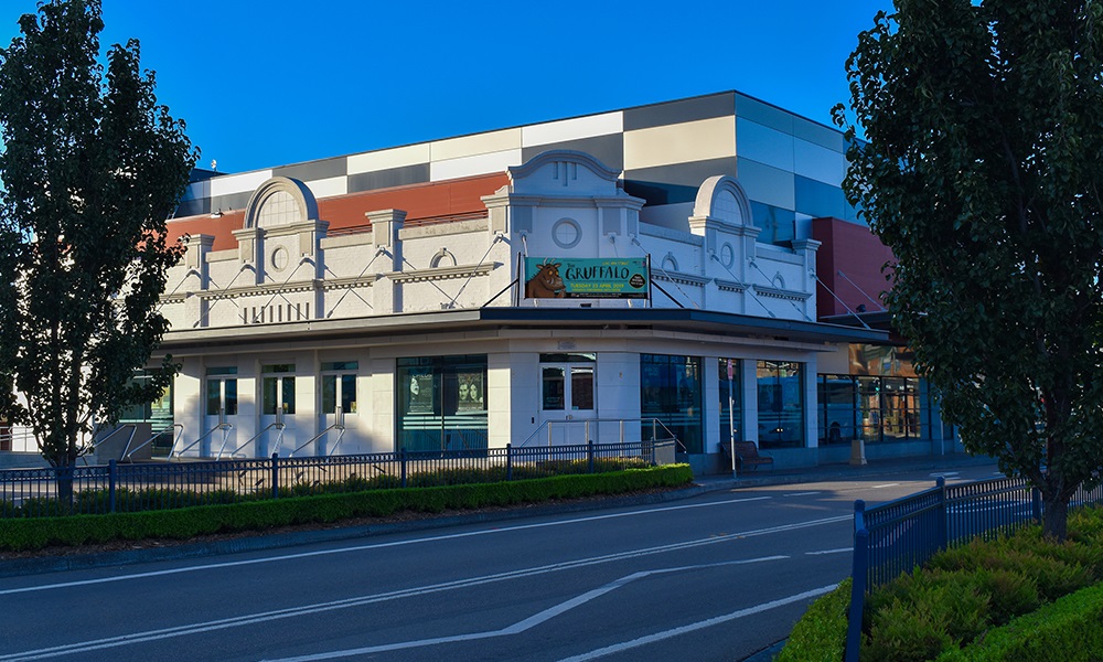 Front of CPAC Building from Vincent Street